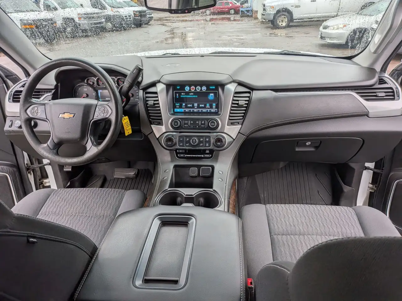Chevrolet Tahoe снимка Chevrolet Tahoe