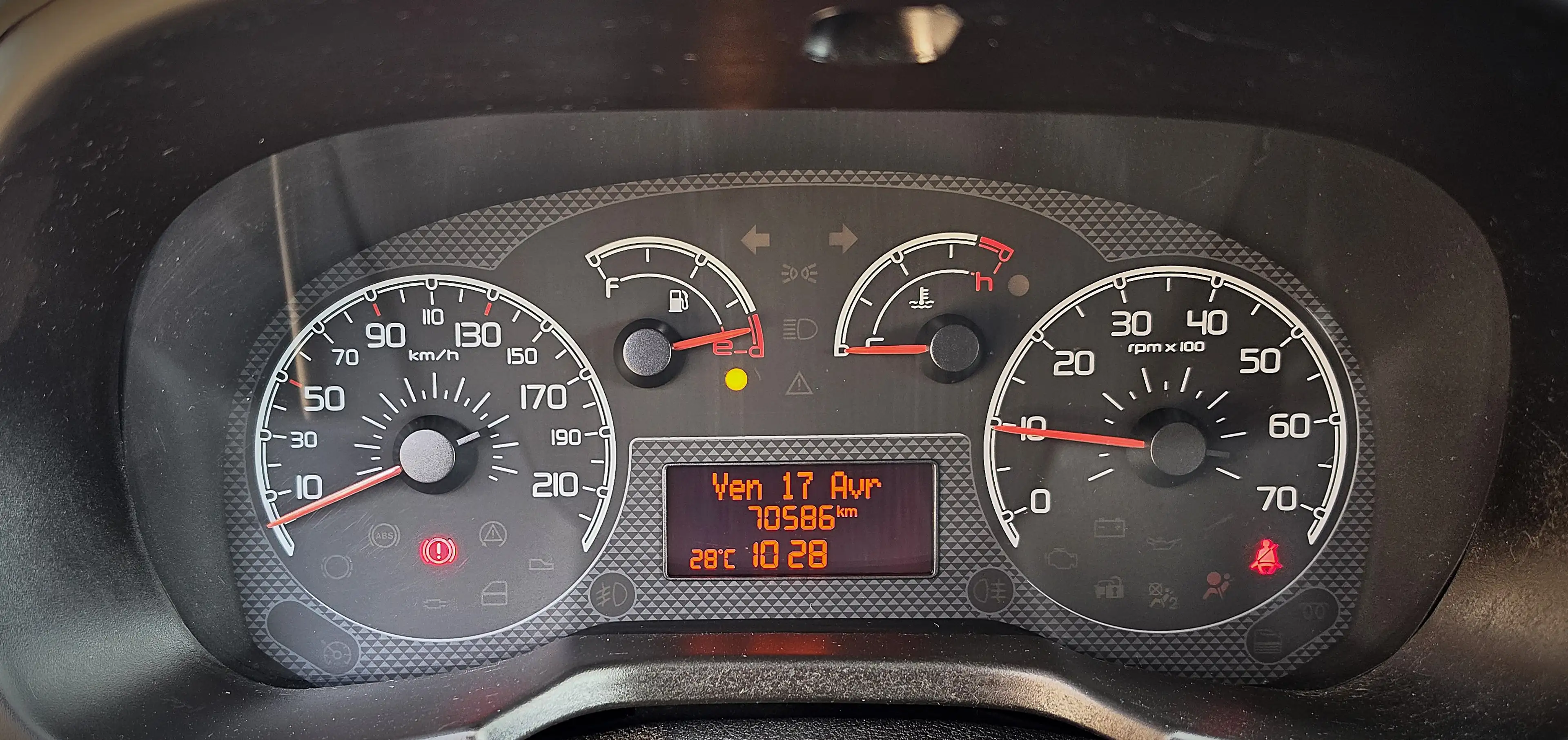 Peugeot Bipper Bipper Tepee 70.000 Kms ! Garantie ! Embrayage & Distribution ok ! — photo 12