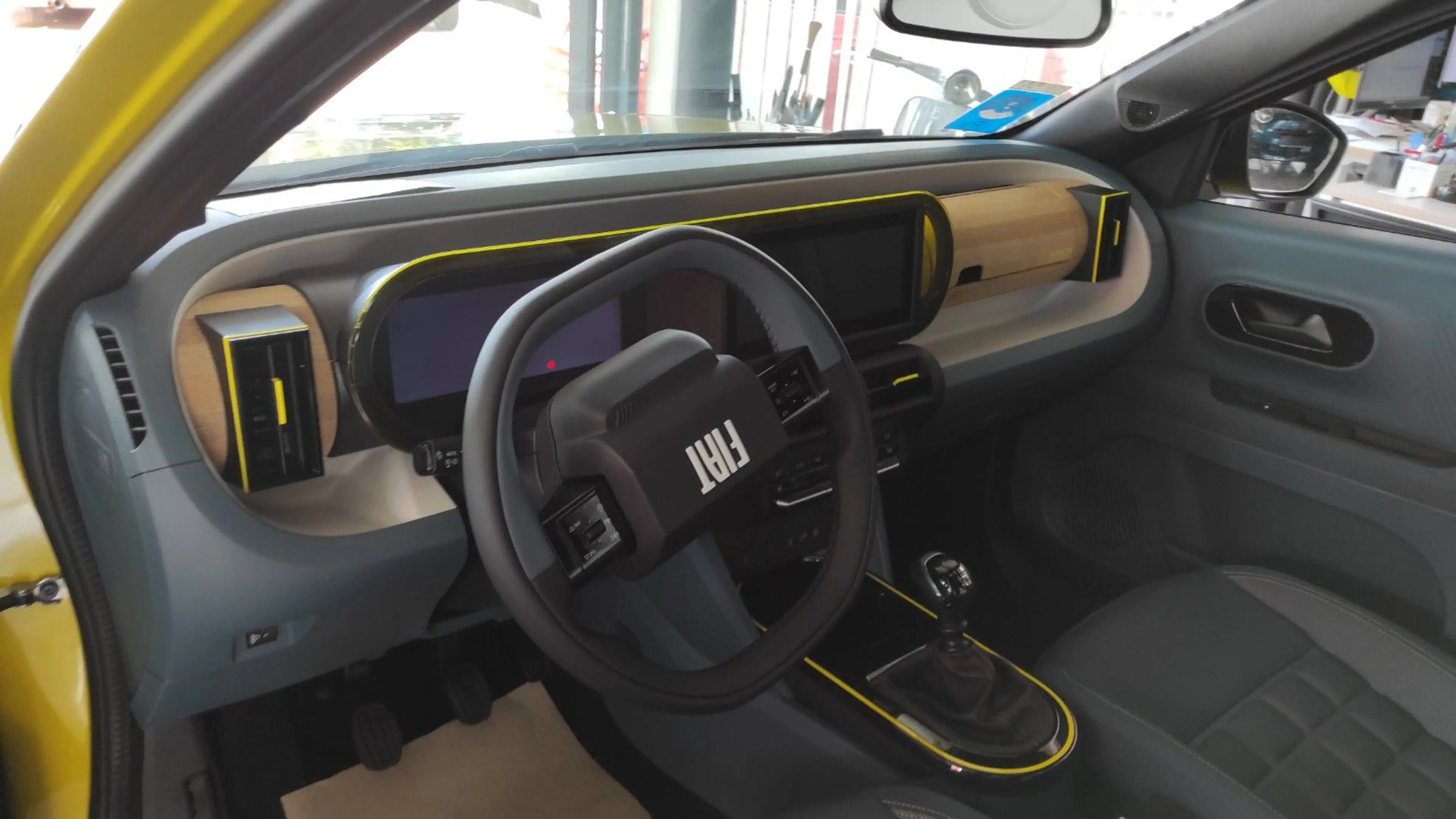 Fiat Grande Panda 1.2 Turbo 74 kW La Prima — photo 13