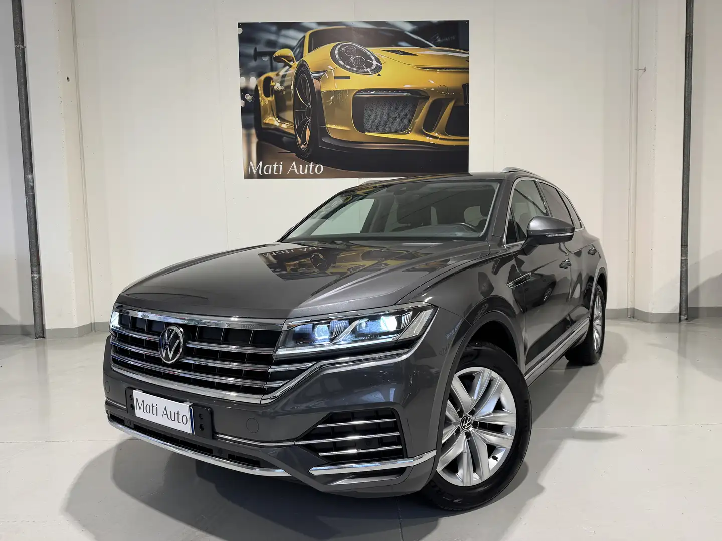 Volkswagen Touareg 3.0 V6 tdi Elegance 231cv tiptronic Gris - 1