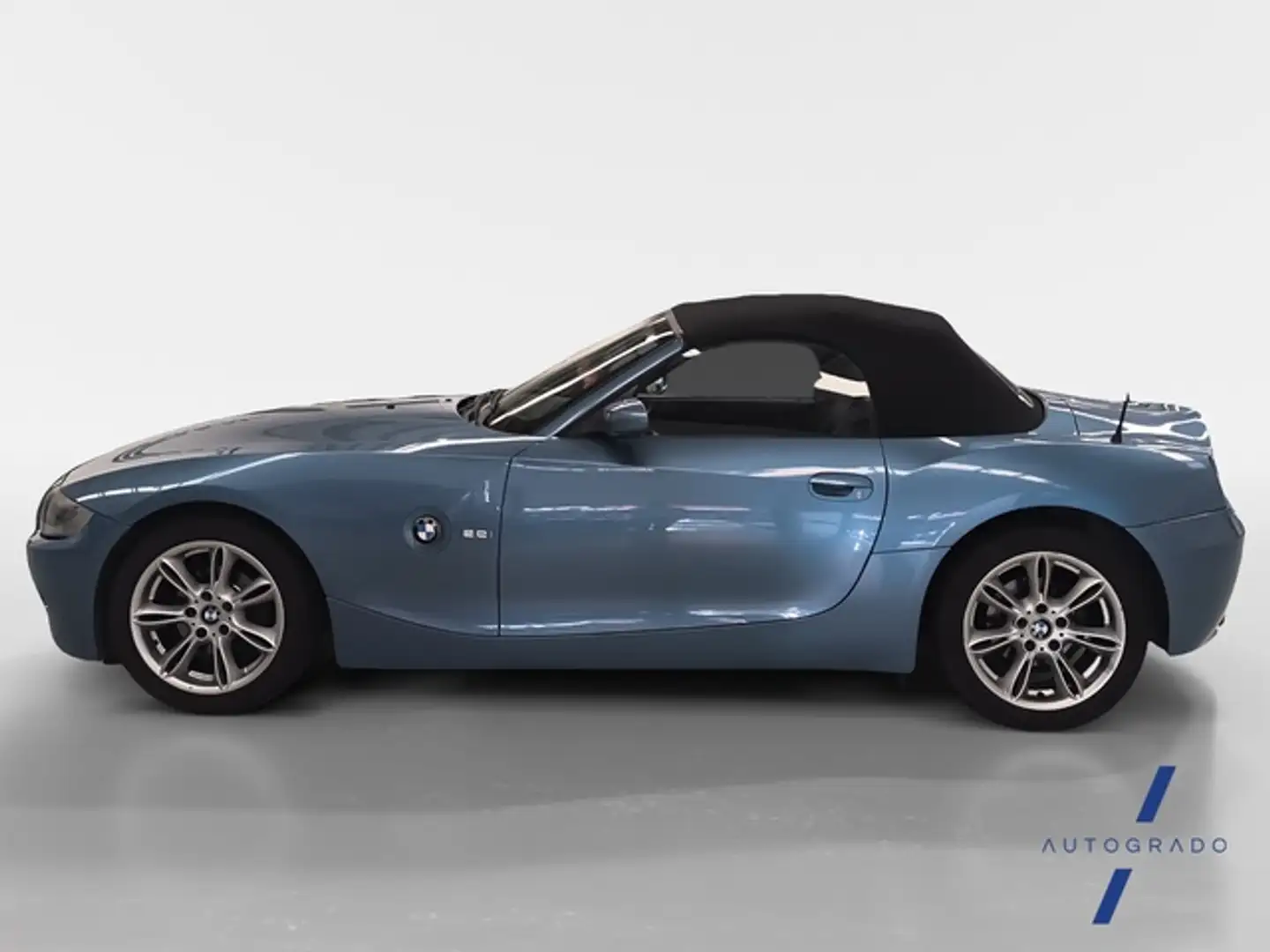 BMW Z4 2.2i Blau - 2