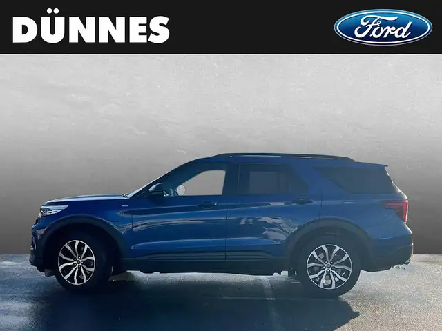 Ford Explorer view 6