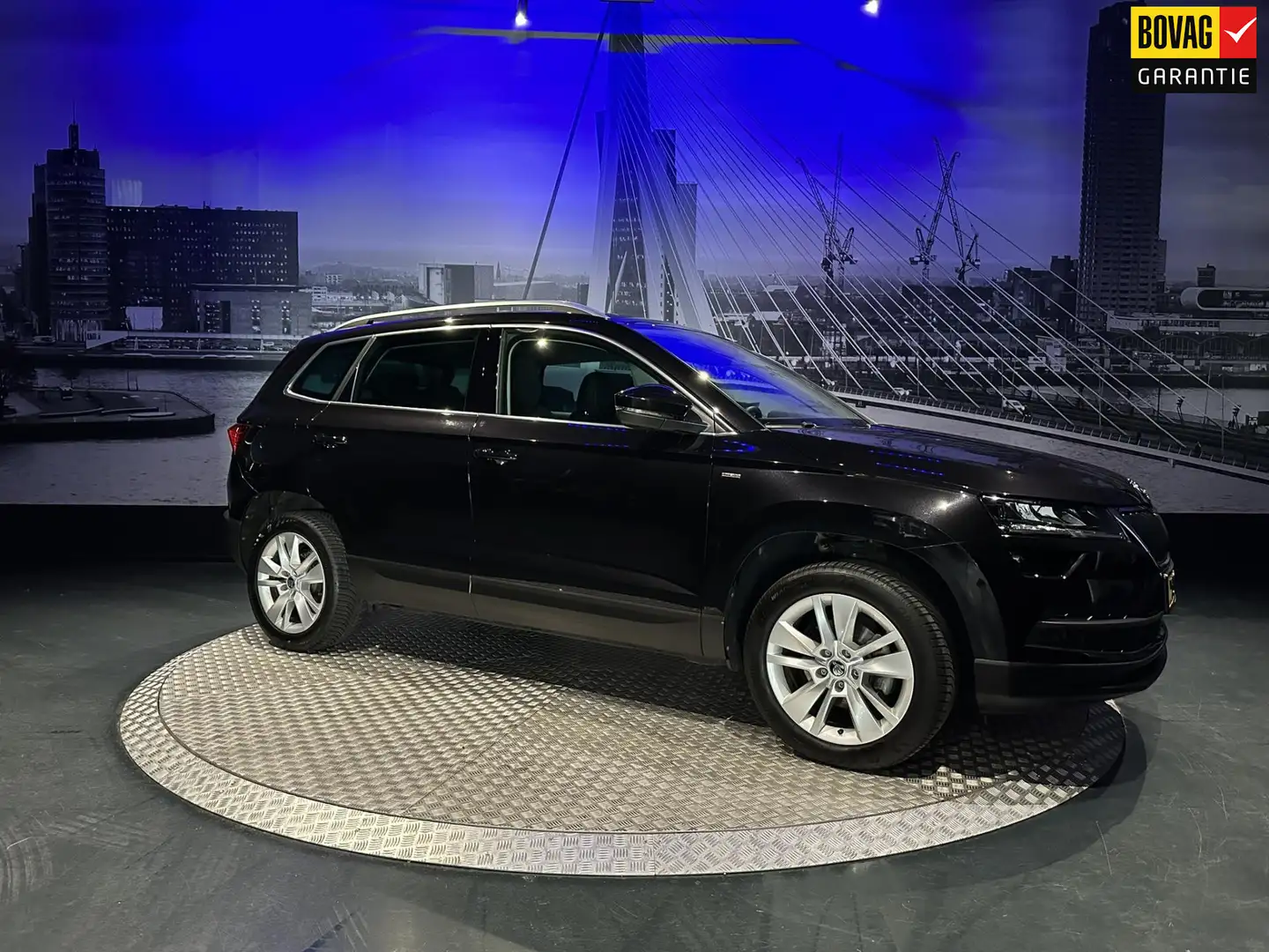 Skoda Karoq 1.5 TSI ACT Business Edition Plus *LED*Appconnect* Schwarz - 1