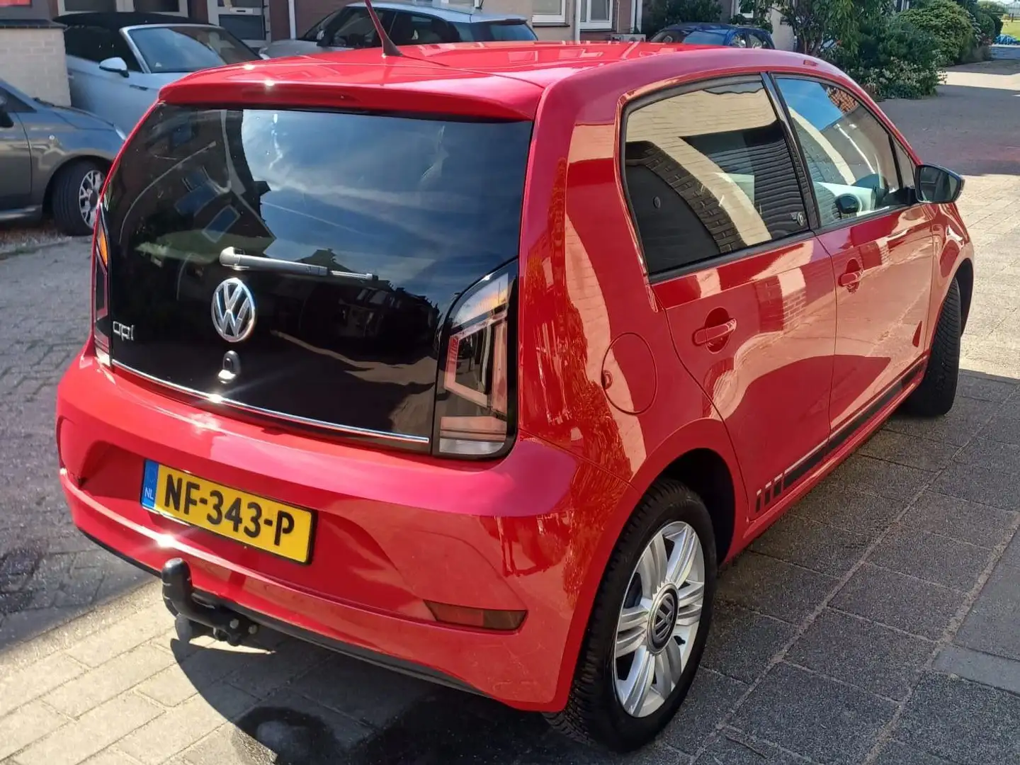 Volkswagen up! 1.0 BMT beats Rojo - 2