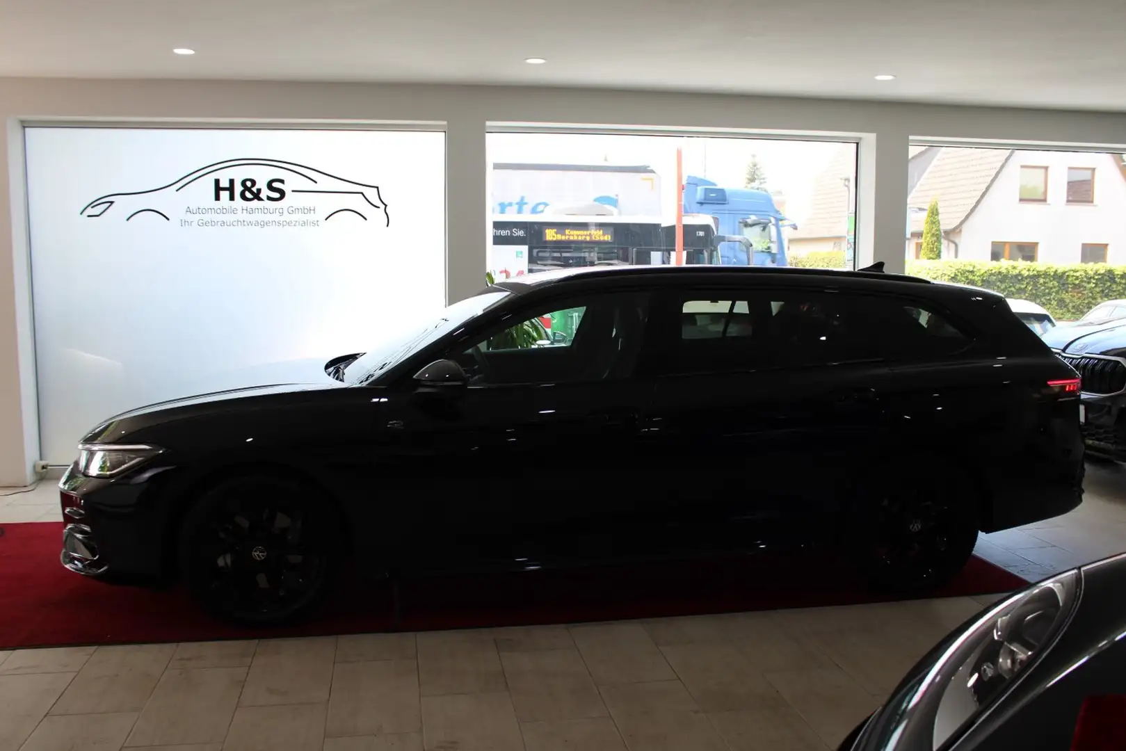 Volkswagen Passat Variant 2.0 TDI 4Motion R-Line UPE 66890 Euro Schwarz - 2