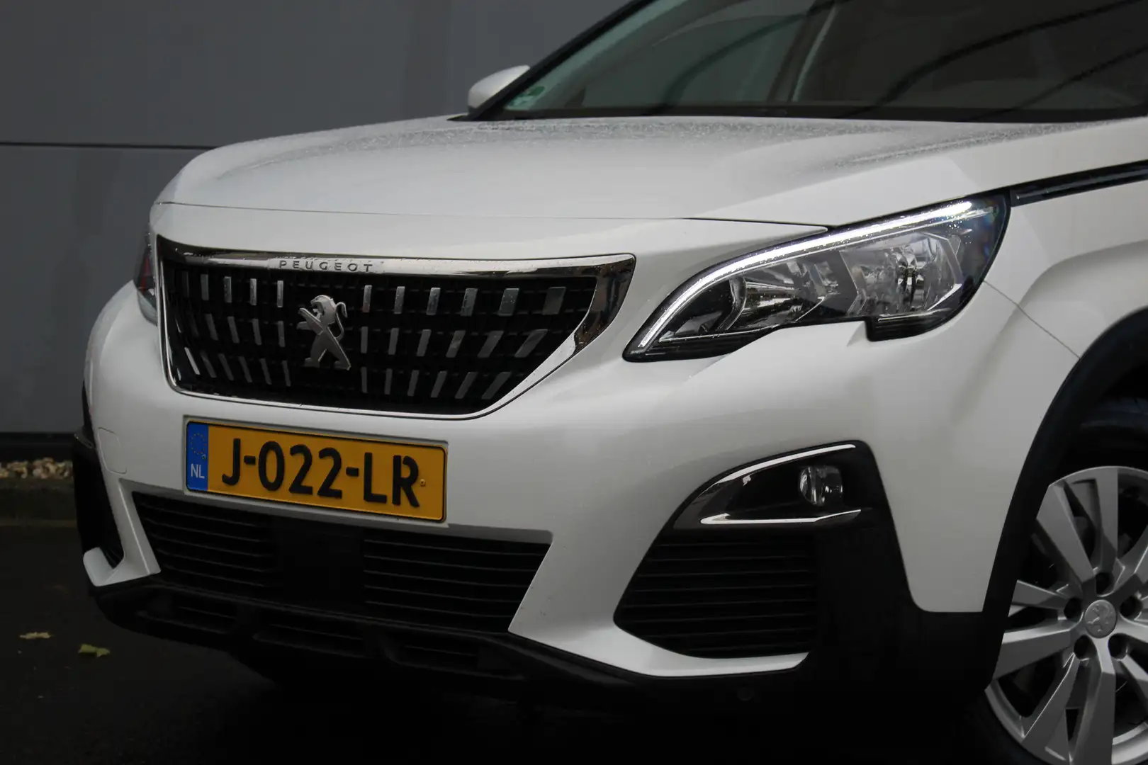 Peugeot 3008 1.2 130 PK Blue Lease Executive | Camera | Navi | Blanc - 2