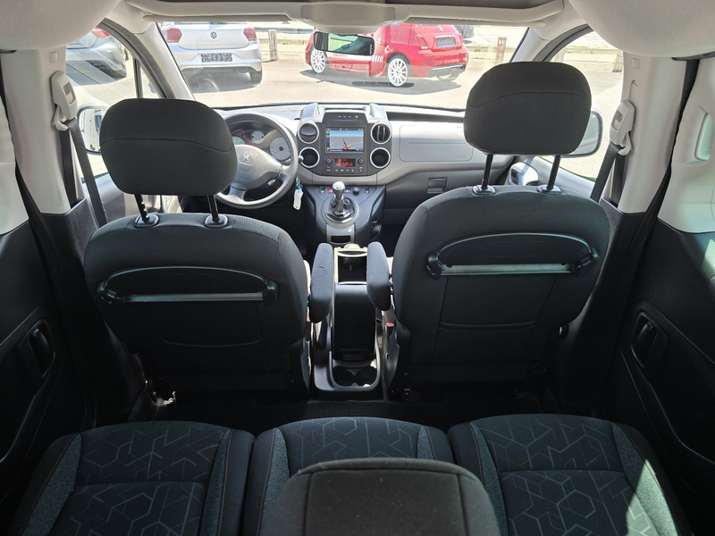 Peugeot Partner Partner Tepee 1.2 PureTech Style S — photo 7