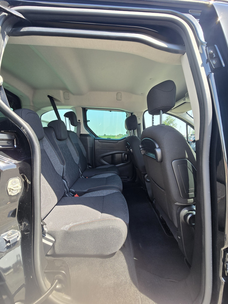 Peugeot Partner Partner Tepee 1.2 PureTech Style S — photo 14