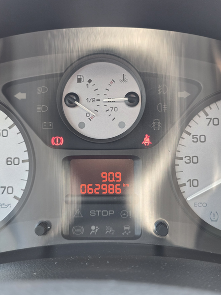 Peugeot Partner Partner Tepee 1.2 PureTech Style S — photo 12
