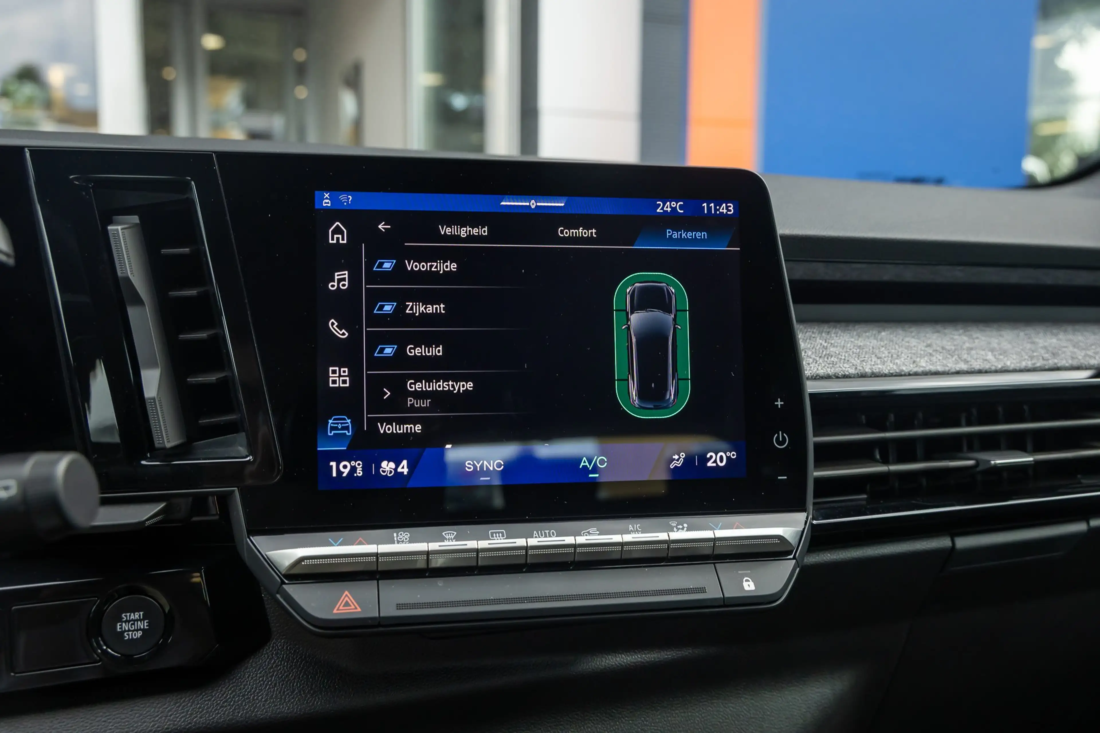 Renault Austral 1.2 E-Tech full hybrid 200 evolution | Apple Carpl — photo 42