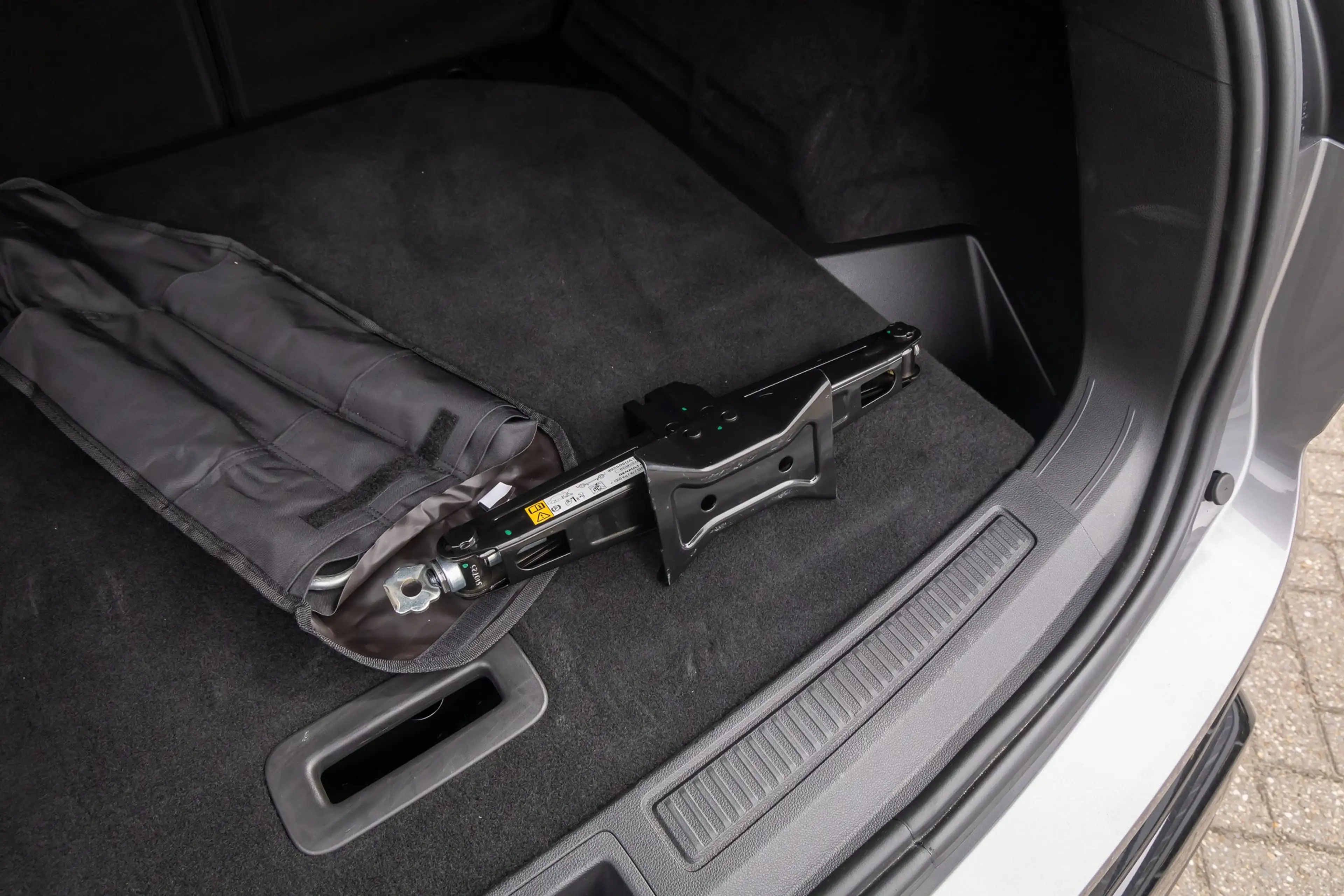 Renault Austral 1.2 E-Tech full hybrid 200 evolution | Apple Carpl — photo 24