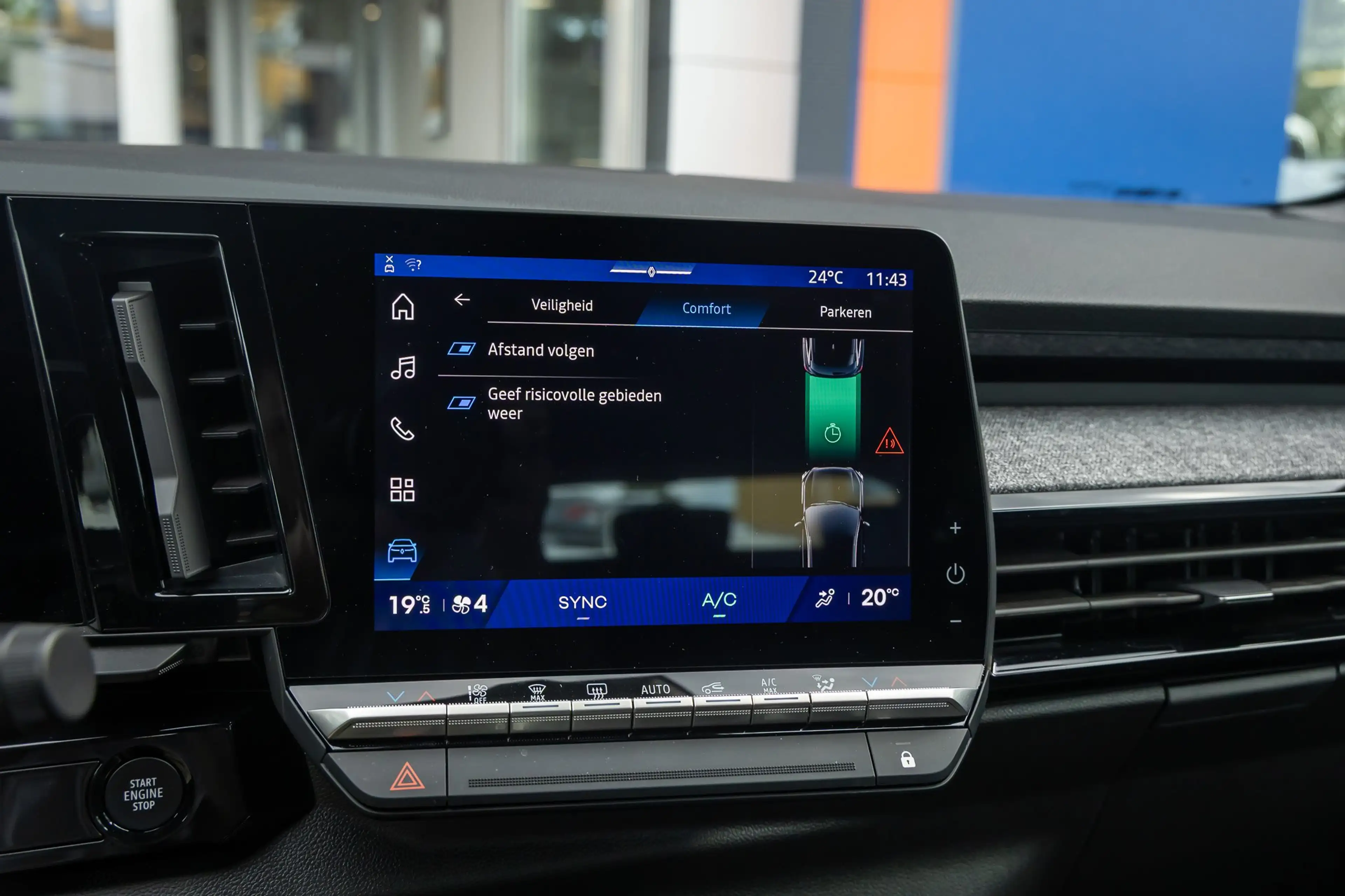 Renault Austral 1.2 E-Tech full hybrid 200 evolution | Apple Carpl — photo 41