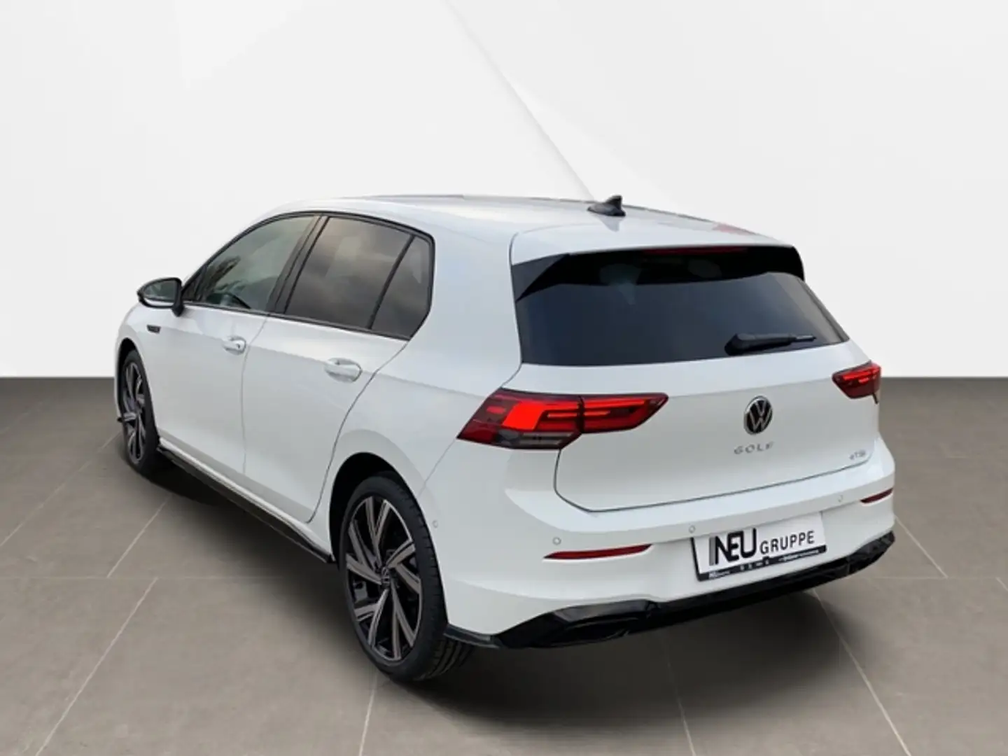 Volkswagen Golf R-Line 1,5 l eTSI  R-Line Weiß - 2