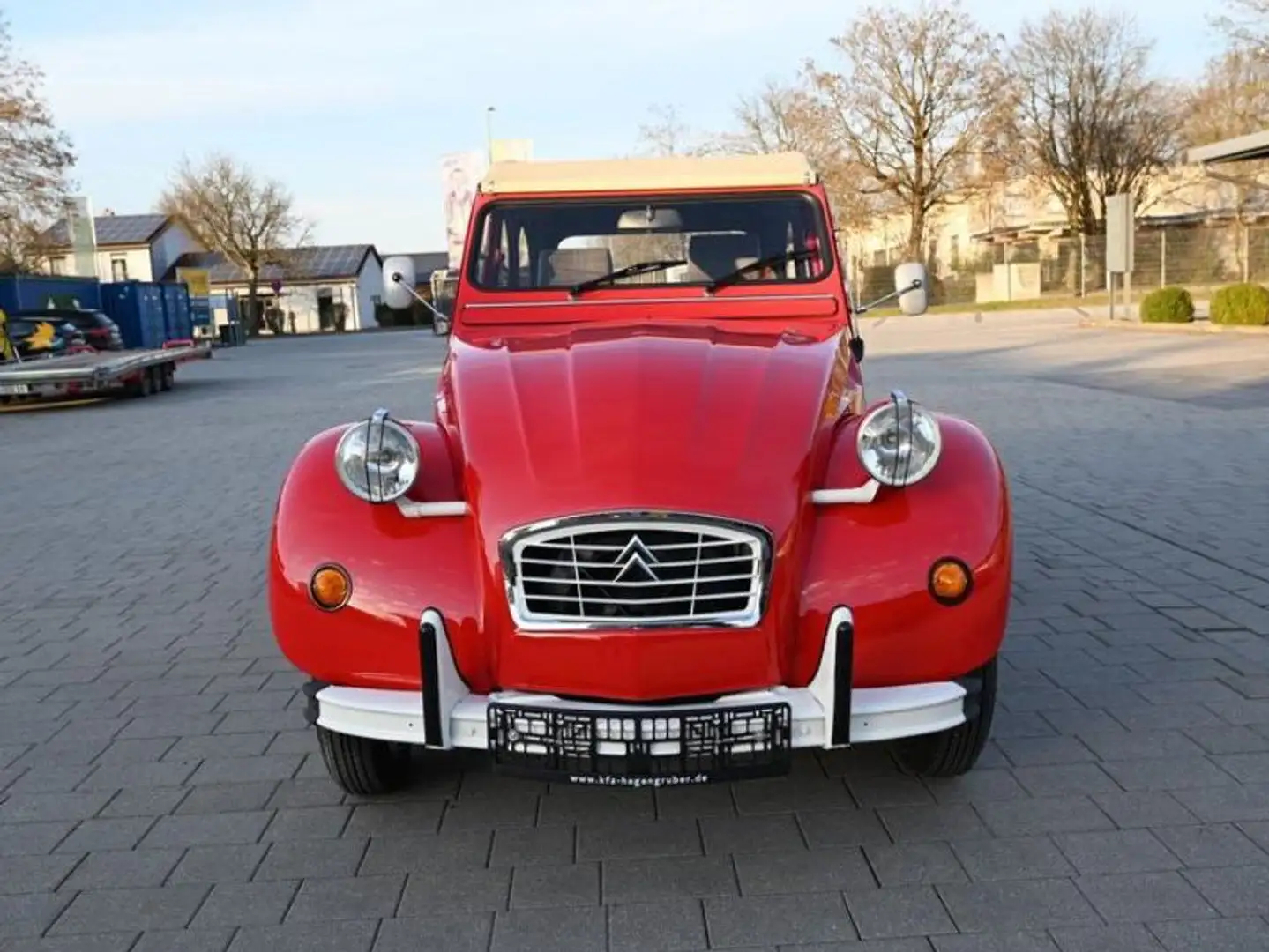 Citroen 2CV 6 Club Rouge - 2