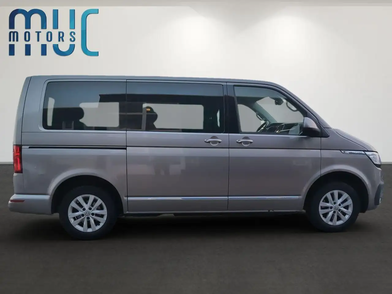 Volkswagen T6.1 Multivan T6.1 2.0 TDI DSG Multivan Generation Six 4