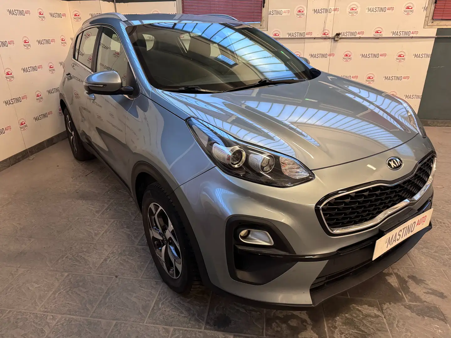 Kia Sportage 1.6 crdi Style 2wd 136cv - GARANZIA 24 MESI Argento - 1