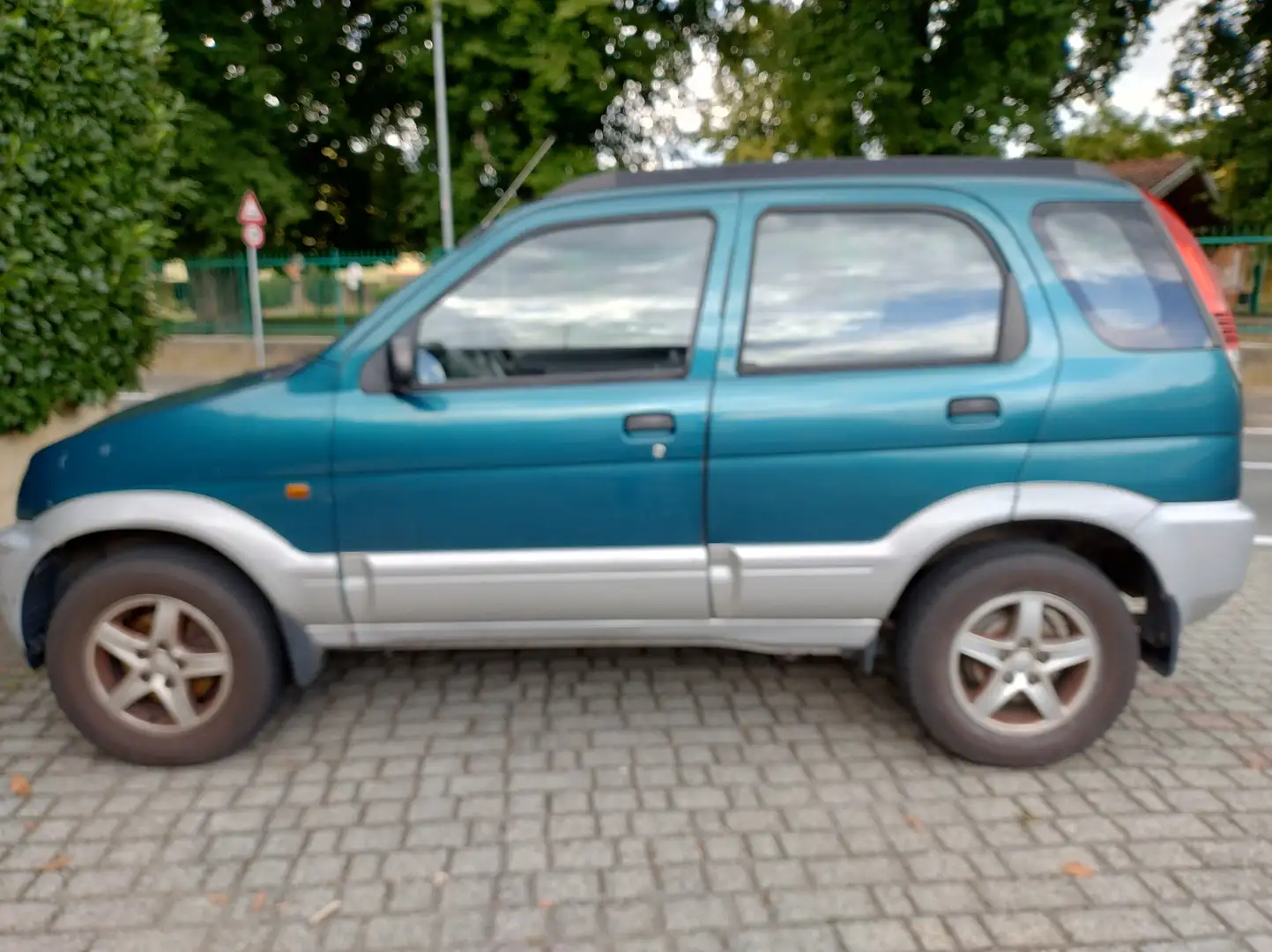 Daihatsu Terios Terios 1.3 SXA auto Verde - 1