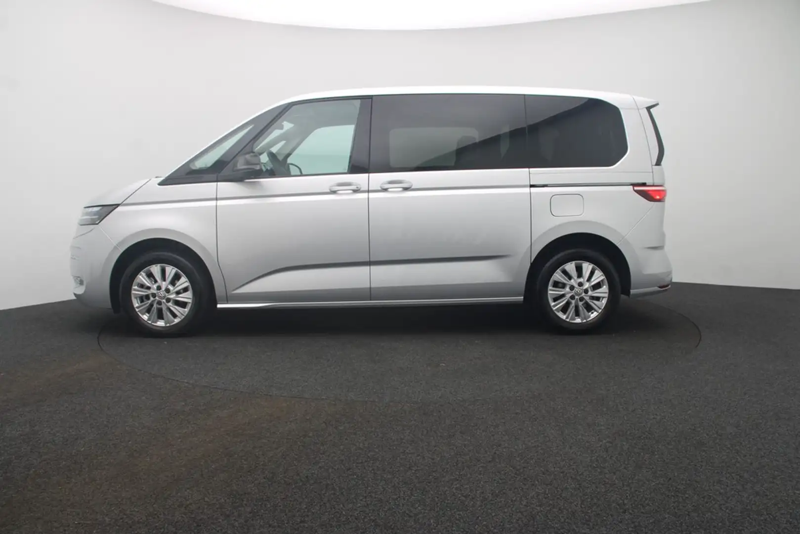 Volkswagen T7 Multivan 2.0 TDI DSG Life LED Navi HuD GJR Silber - 2