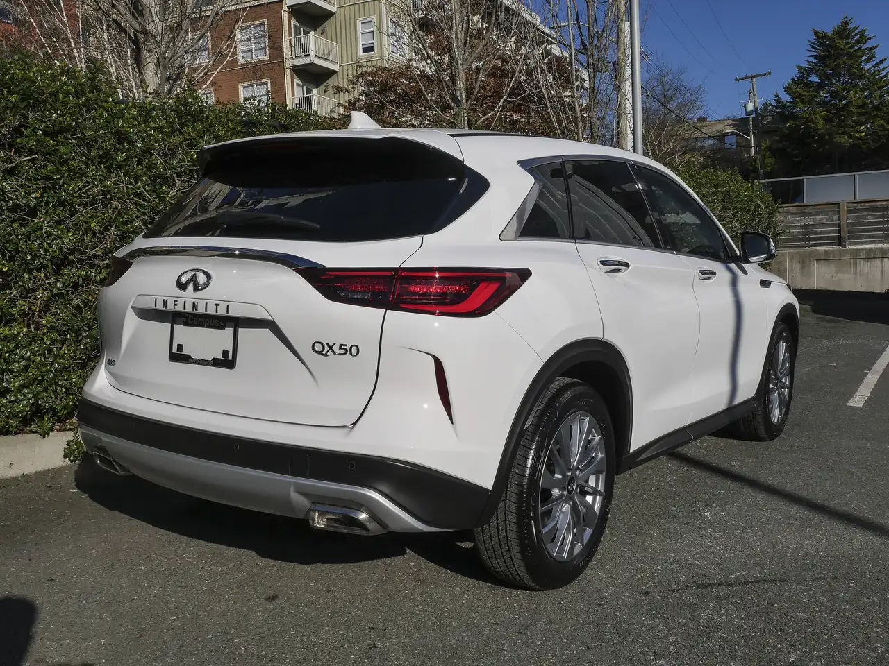 Infiniti QX50 снимка Infiniti QX50
