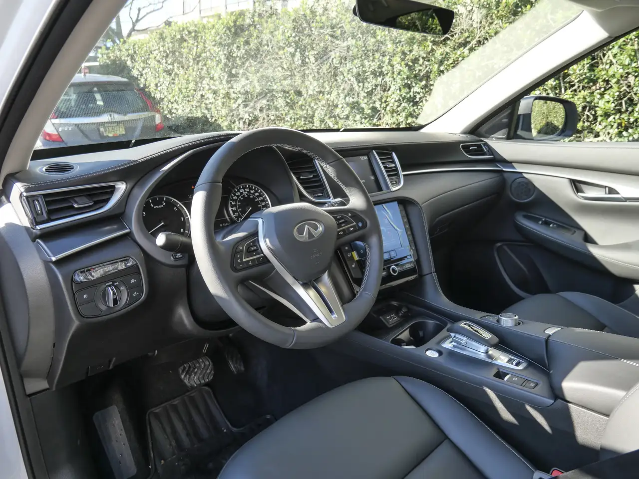 Infiniti QX50 снимка Infiniti QX50