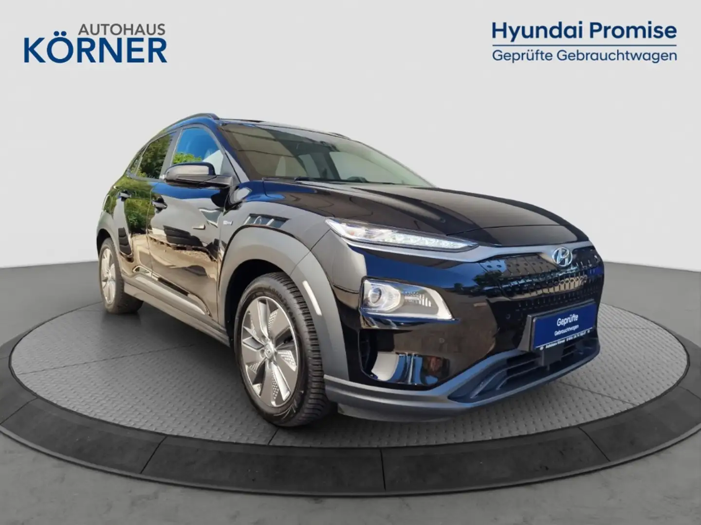 Hyundai KONA Electro PREMIUM (150kW) *LEDER*KLIMASITZ*LED*CARPL Zwart - 1