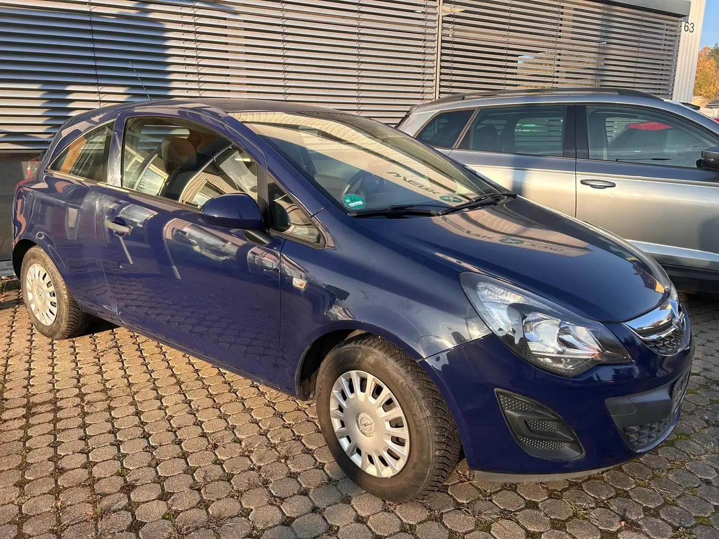Opel Corsa Selection/ TÜV Neu / Klima Blau - 2