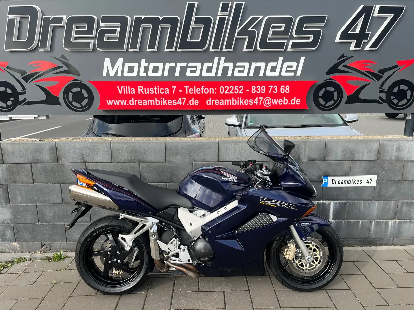 Honda VFR 800 RC46**MRA SCHEIBE**SB LENKER**HU, INSPEKTION NEU Modrá - 1