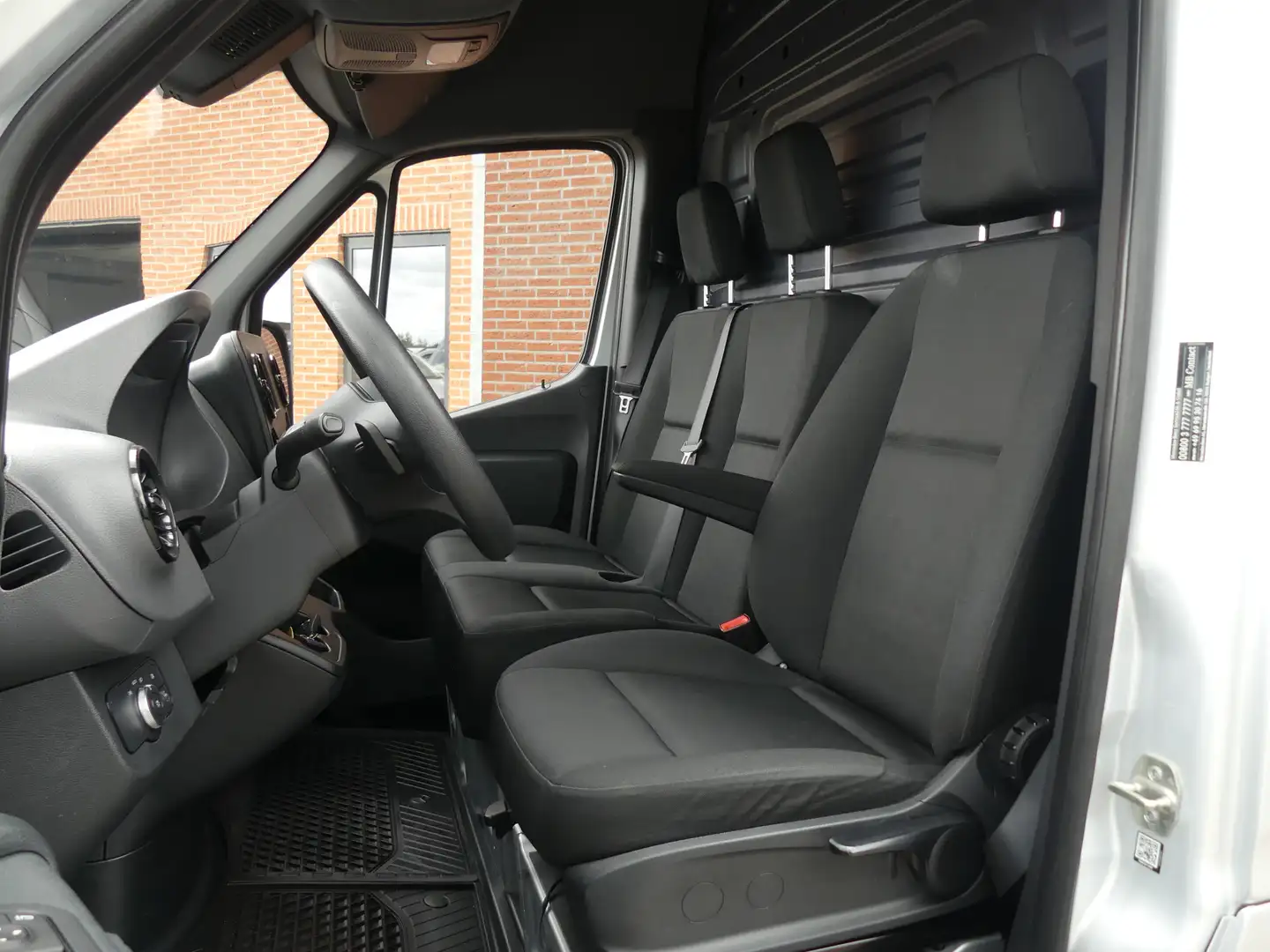 Mercedes-Benz Sprinter 214 2.2 CDI L2H2 Camera/PDC/Navigatie Grijs - 2