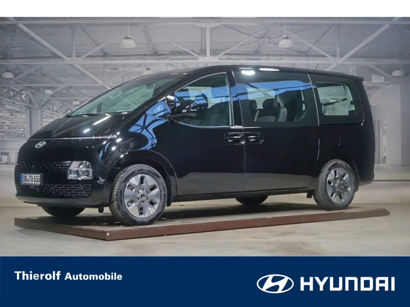 Hyundai STARIA 9-Sitzer HEV 1.6 T-GDI Trend elektr. Schieb Schwarz - 1