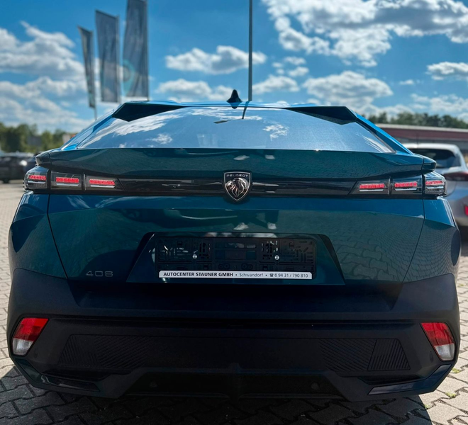 Peugeot 408 Allure Hybrid 145PS e-DSC6 *360° KAMERA* — photo 10