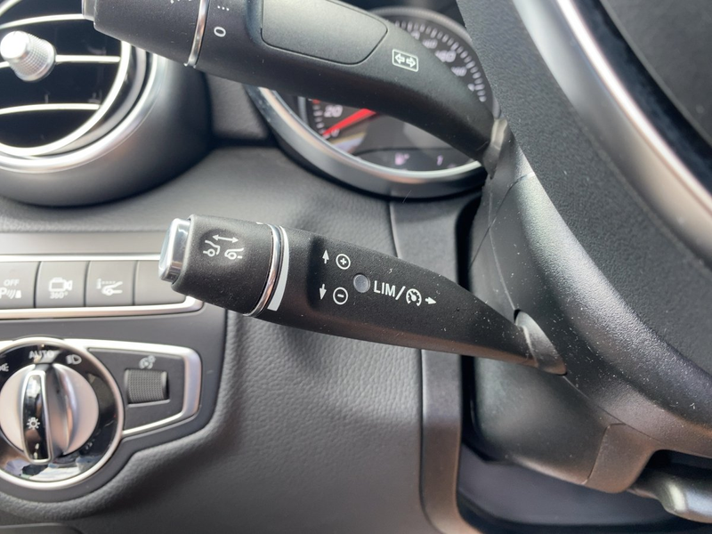 Mercedes-Benz C 250 AMG Line *Navi*Leder*ACC*Kamera 360*LED*SHZ — photo 11