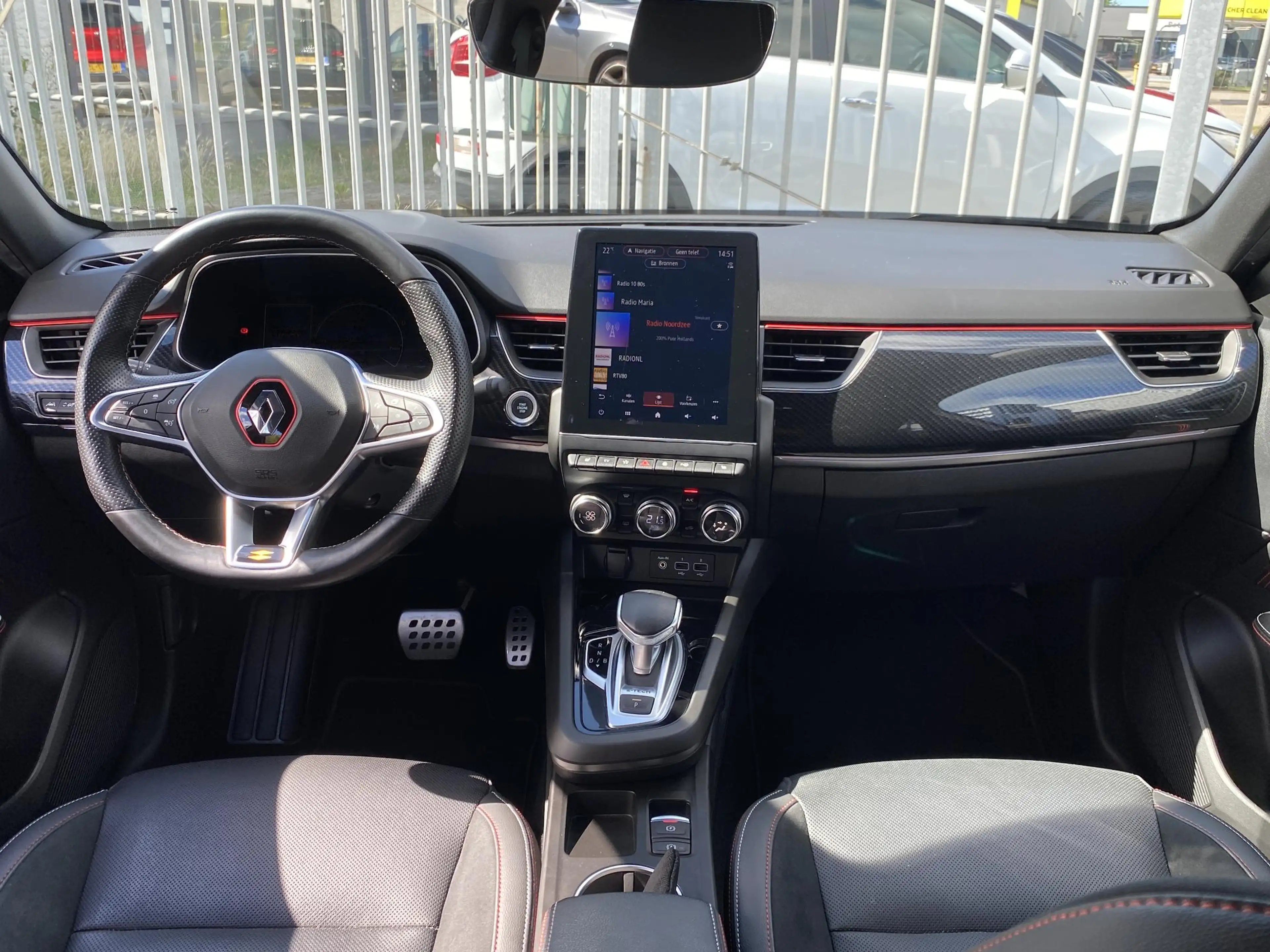 Renault Arkana 1.6 E-Tech hybrid 145 techno / RS-Line / Adaptive — photo 15