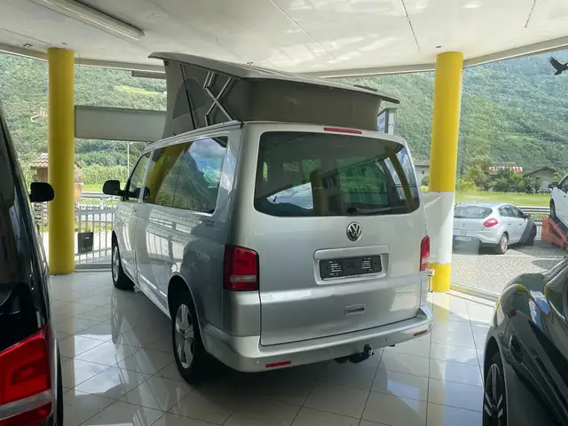 Volkswagen T5 California 2.0 TDI Beach