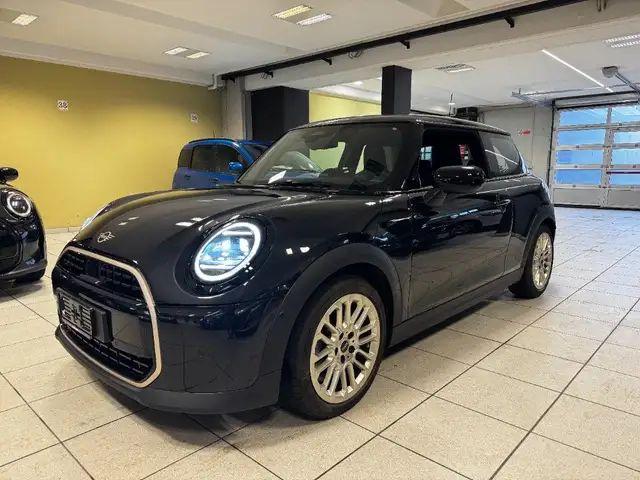 MINI Cooper C Favoured+PACCHETTO S+10.700KM+TELECAMERA