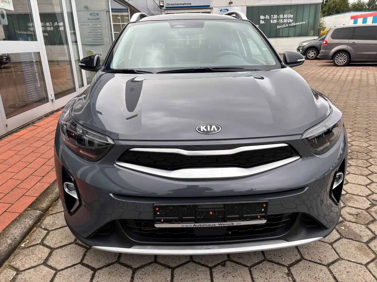 Kia Stonic Mild-Hybrid*2.HAND*AUTOMATIK*NAVI*WINTER Grijs - 2