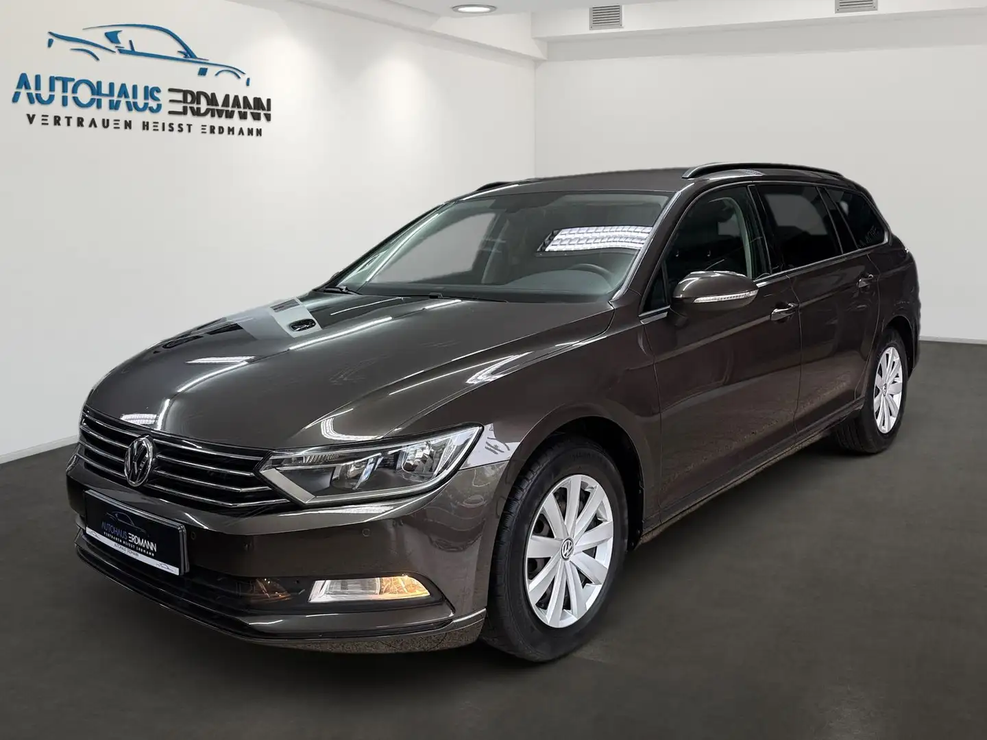 Volkswagen Passat Variant 1,4 TSi*27.750 Km!*Navi*LED*PDC Braun - 1