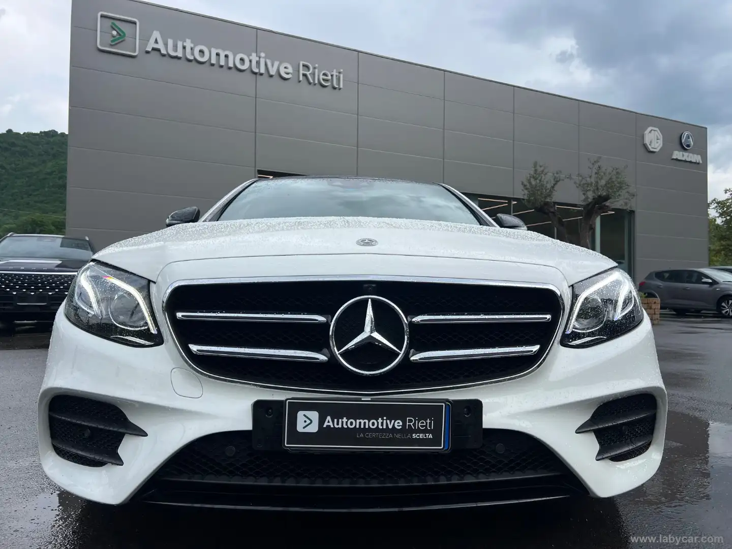 Mercedes-Benz E 220 E 220 d Auto Premium Plus Wit - 2