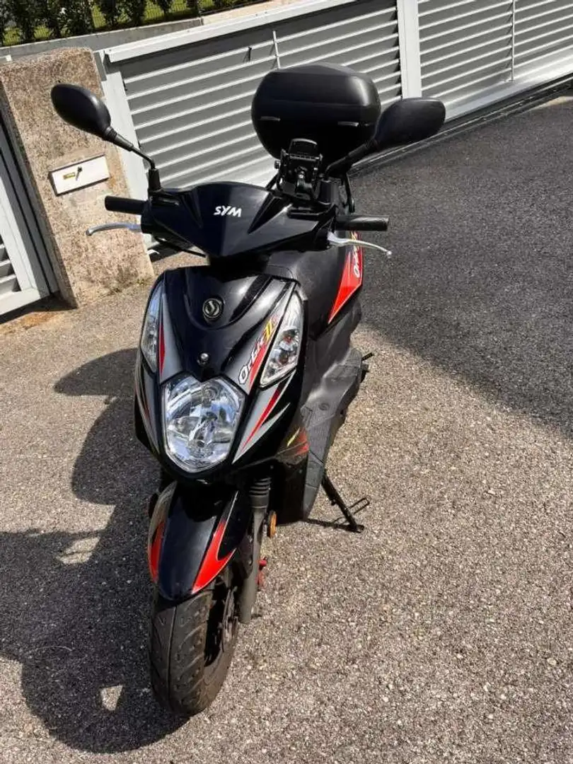 SYM Orbit II Zwart - 2