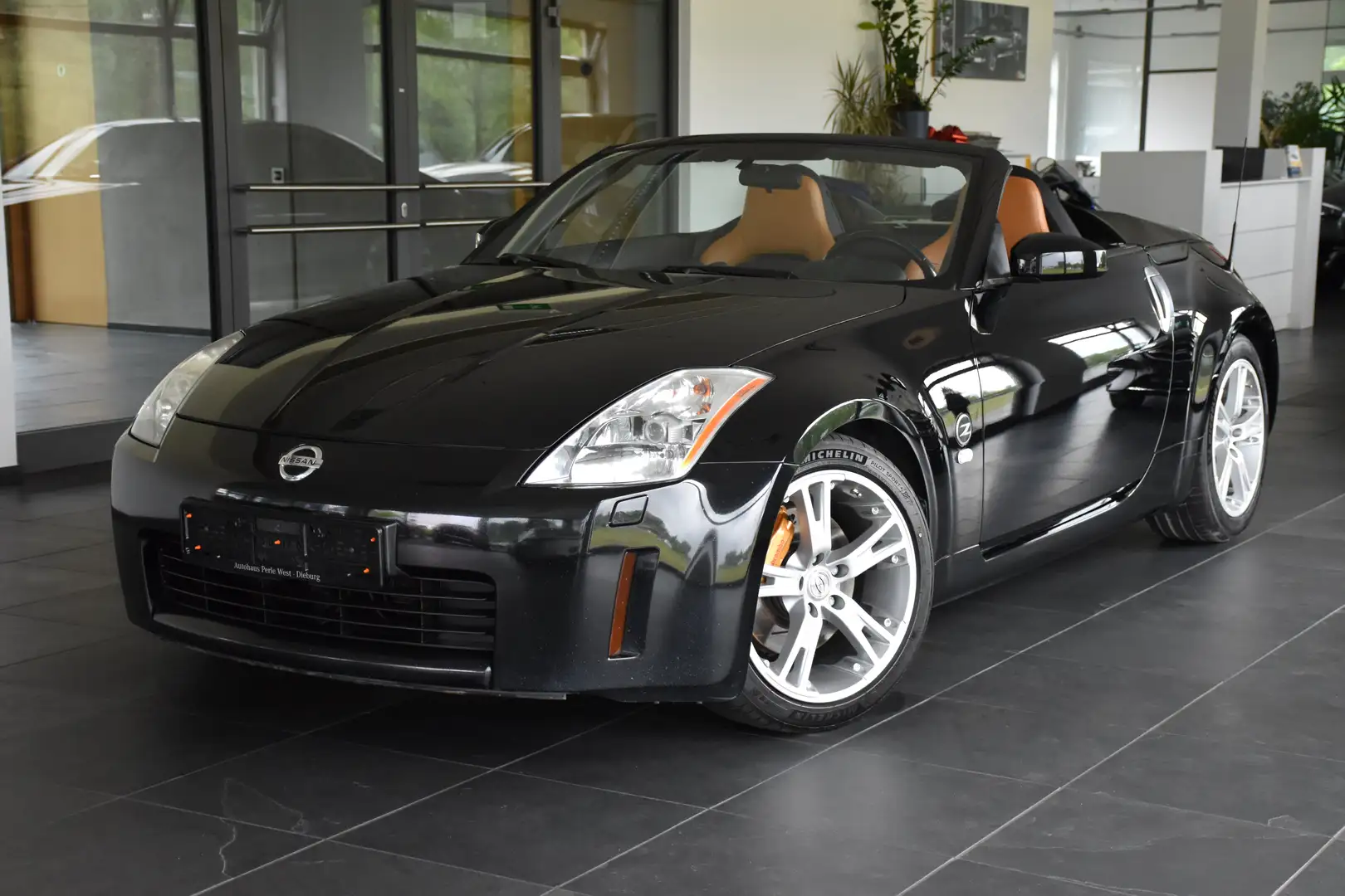 Nissan 350Z 350Z Roadster Premium Pack"LEDER-PAKET ORANGE"XENO Zwart - 1