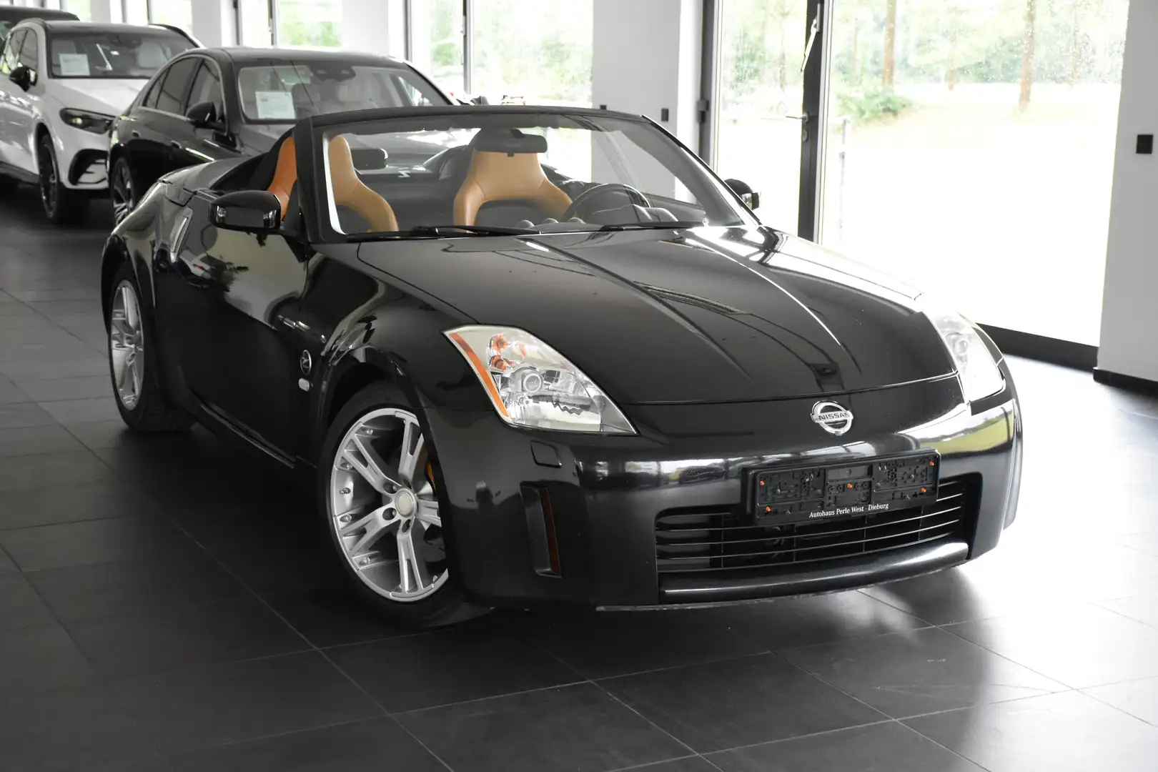 Nissan 350Z 350Z Roadster Premium Pack"LEDER-PAKET ORANGE"XENO Zwart - 2