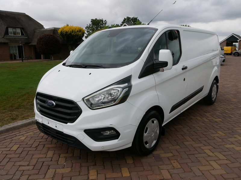 Ford Transit Custom 280 2.0 TDCI L2H1 Trend AUT 96kw 2023 AC NAVI — photo 4