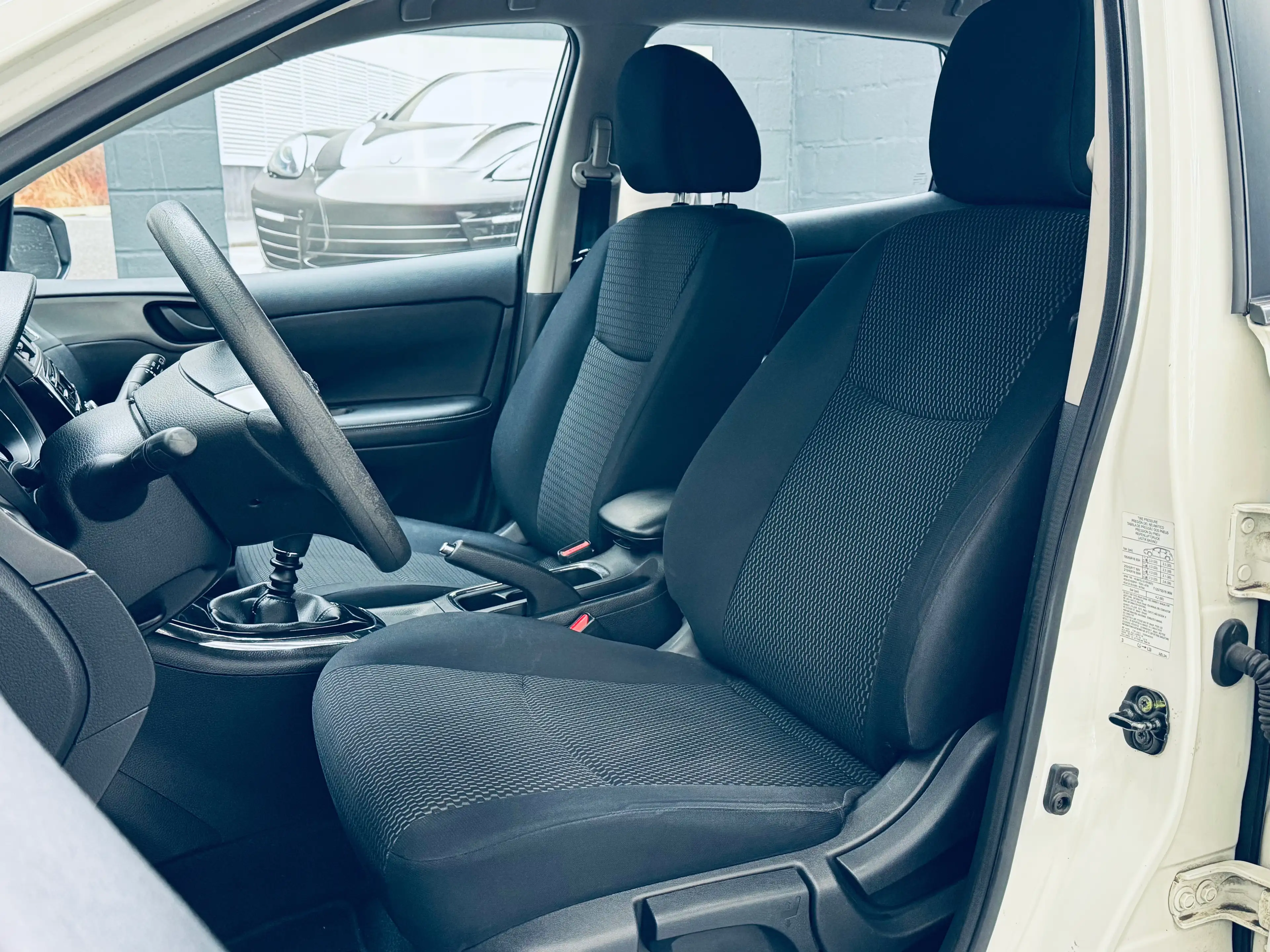 Nissan Pulsar 1.2 DIG-T - air co - cruise control - usb — photo 7
