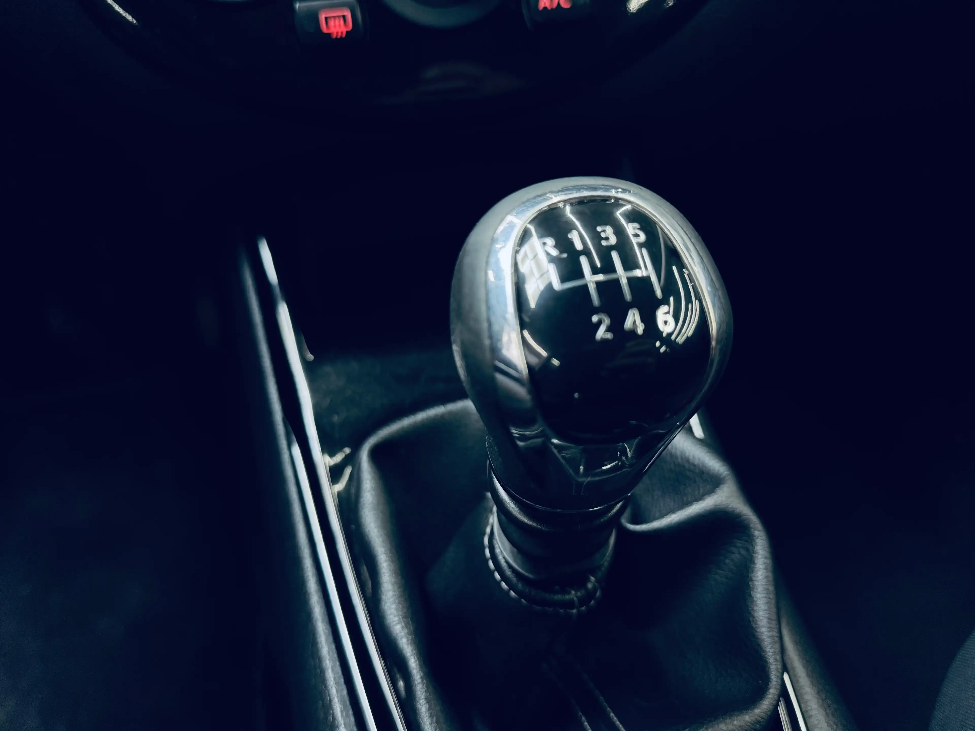 Nissan Pulsar 1.2 DIG-T - air co - cruise control - usb — photo 9