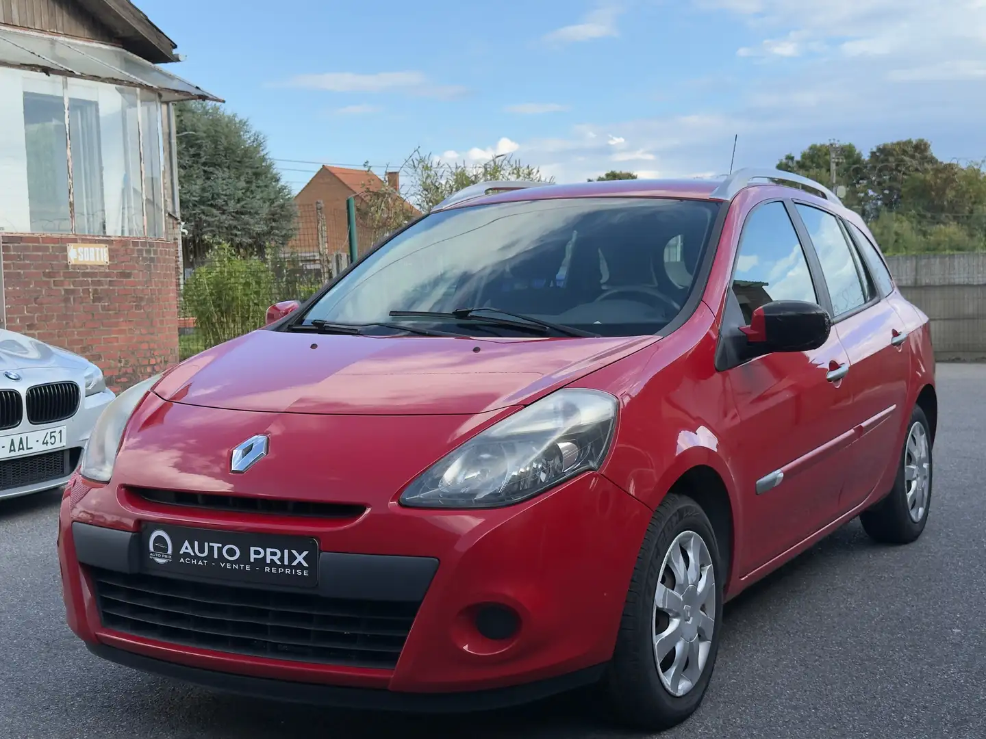 Renault Clio 1.5 dCi Expression FAP 1Er Main Euro 5 Rood - 1