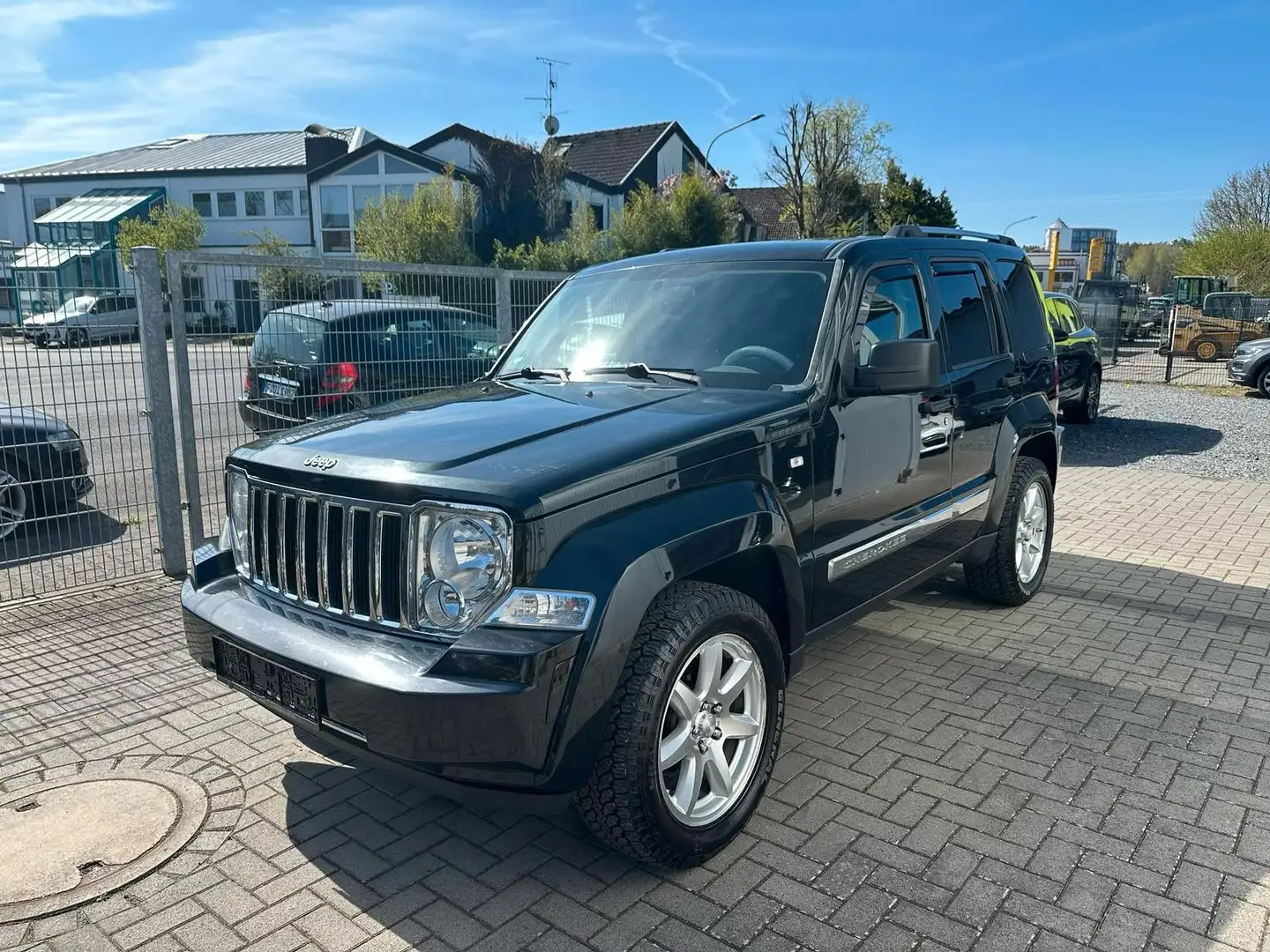 Jeep Cherokee Liber Limited Edition Benzin Gas Autom Negro - 1