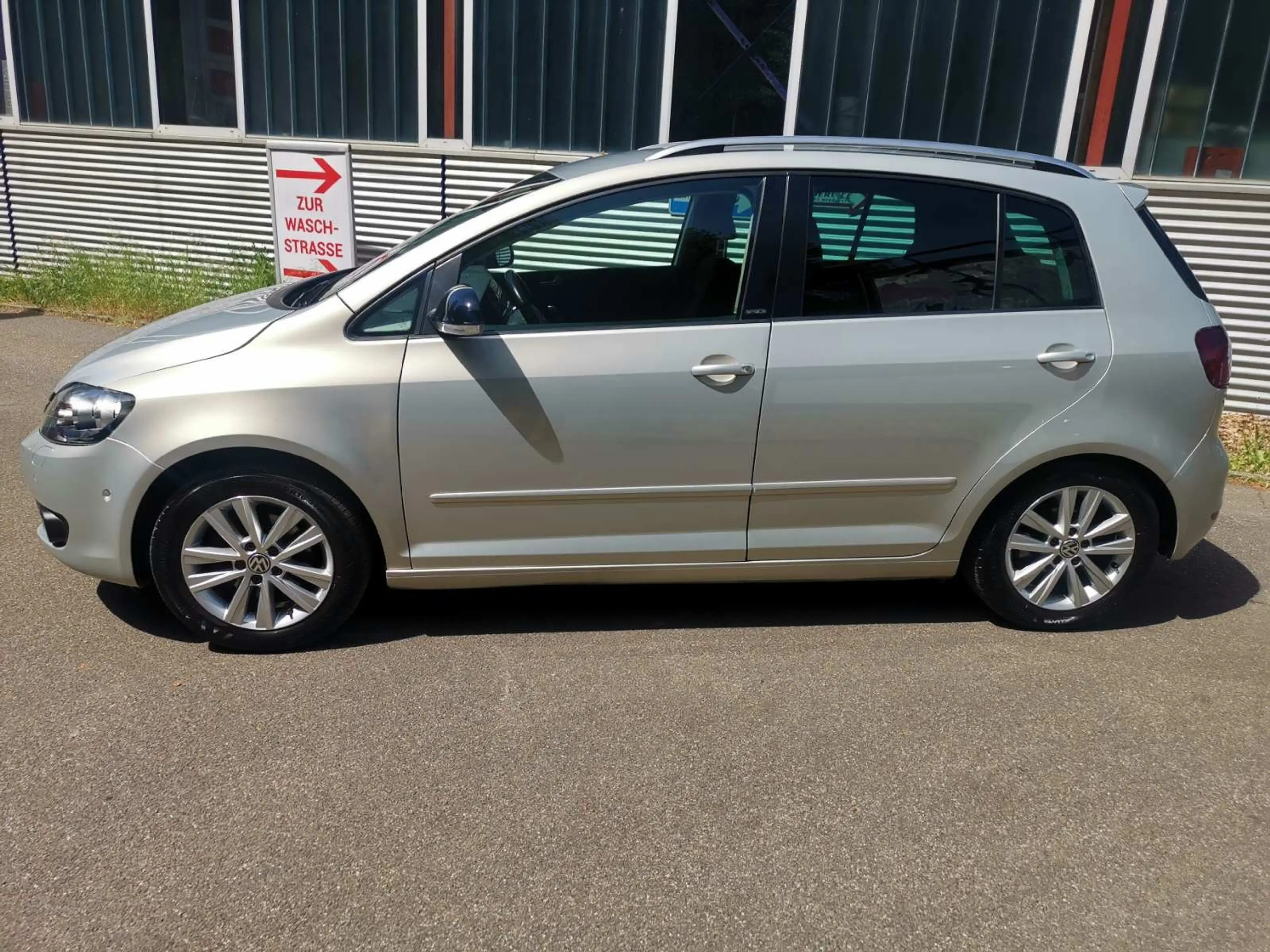 Volkswagen Golf Plus Style  Navi Klima 1 Hand Einparkhilfe Neu Tüv — photo 5