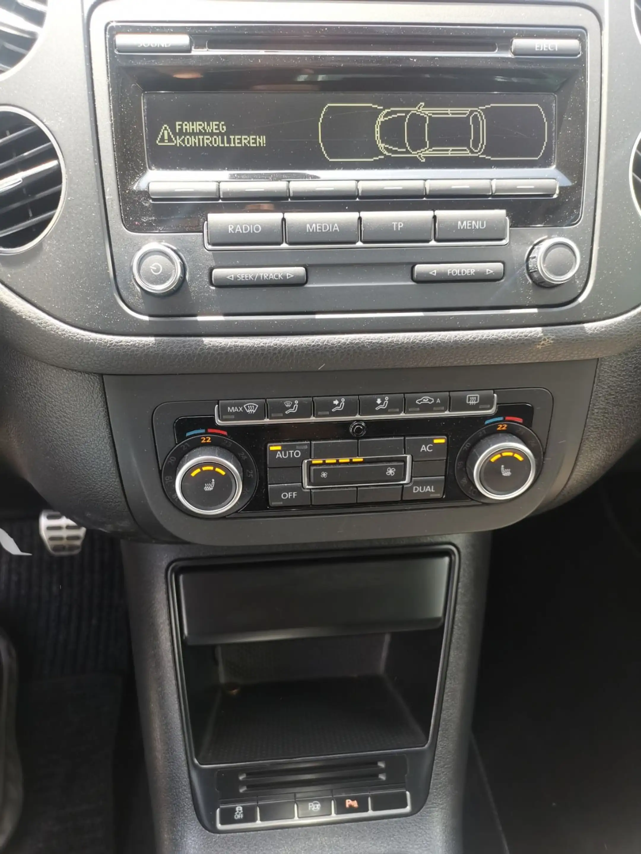 Volkswagen Golf Plus Style  Navi Klima 1 Hand Einparkhilfe Neu Tüv — photo 13