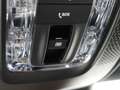 Mercedes-Benz A 250 e AMG Line / Panorama dak / 19' Inch AMG Multispaa Wit - thumbnail 26