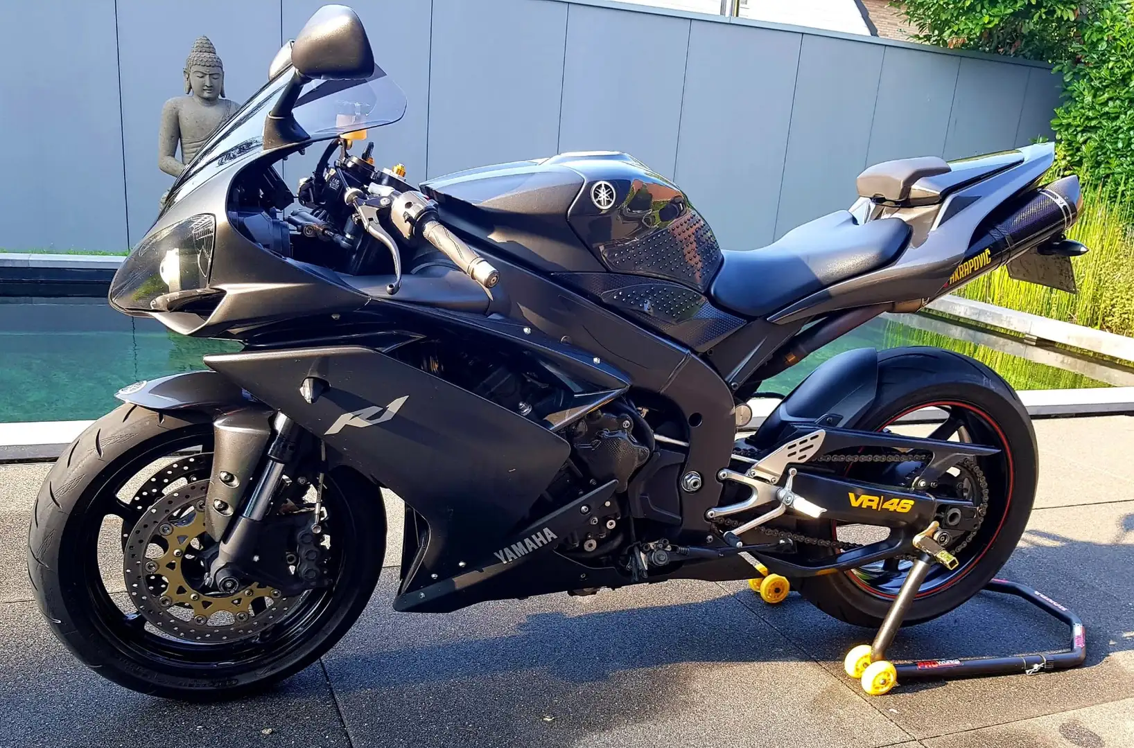 Yamaha YZF-R1 Nero - 1