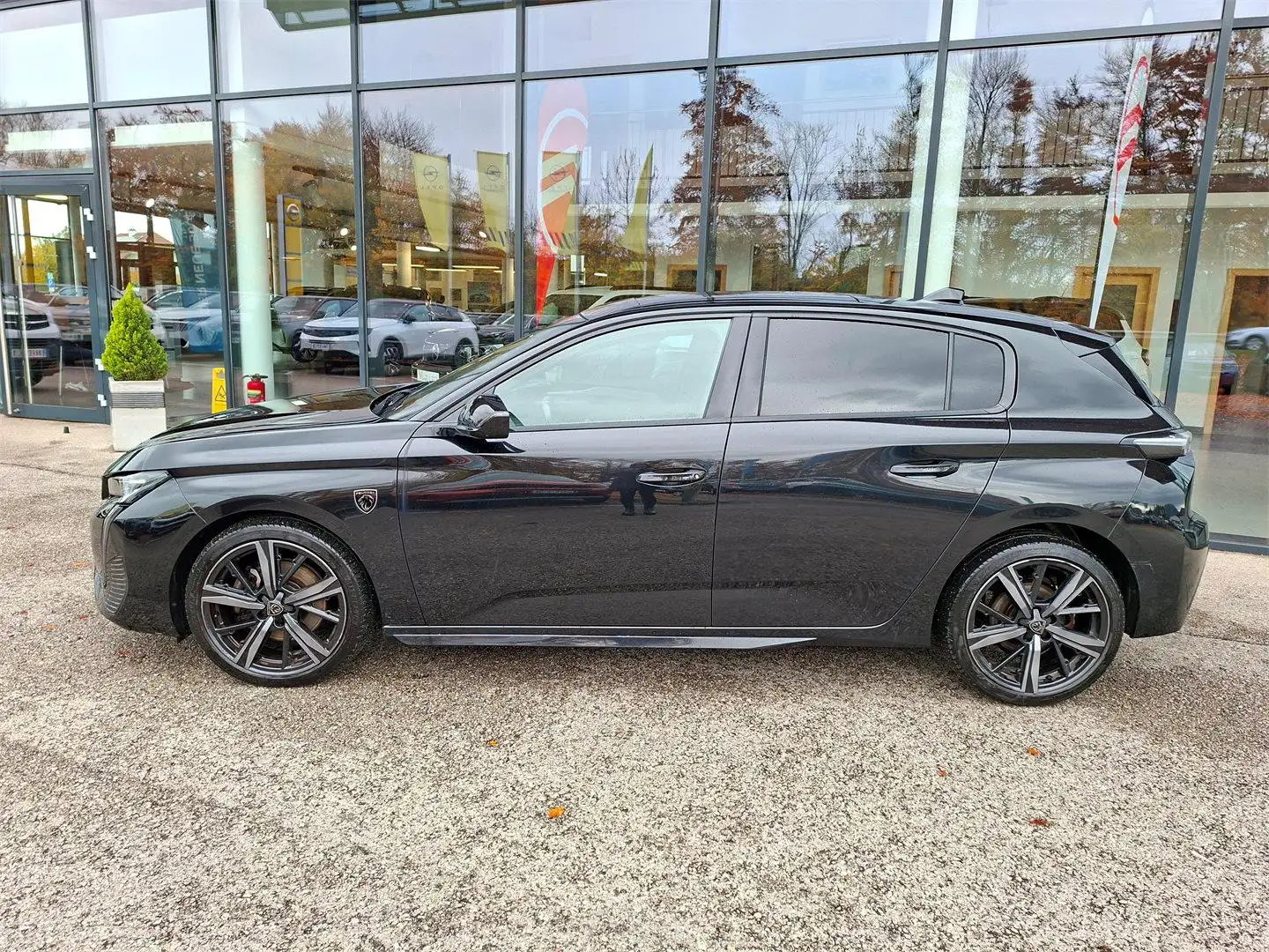 Peugeot 308 BlueHDI 130 S&S EAT8 GT Pack Negro - 2